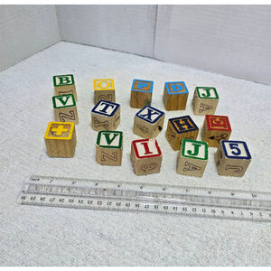Vtg Baby Unbranded Building Blocks One Size Brown Multicolor not complete set